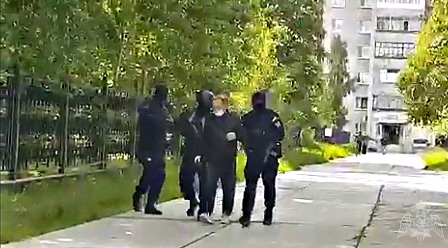 В Югре ОМОН Росгвардии оказал содействие в задержании подозреваемого в педофилии