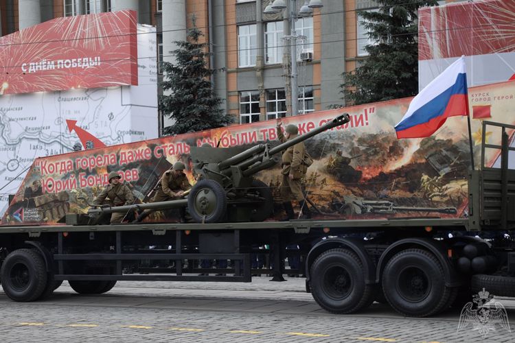 Военнослужащие Уральского округа Росгвардии приняли участие в Параде Победы в Екатеринбурге