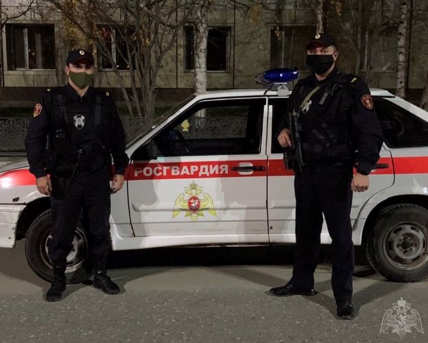 В Югре сотрудники Росгвардии предотвратили пожар в здании медучреждения