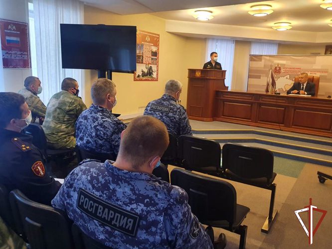 В Ханты-Мансийске личному составу территориального управления Росгвардии представлен новый заместитель 