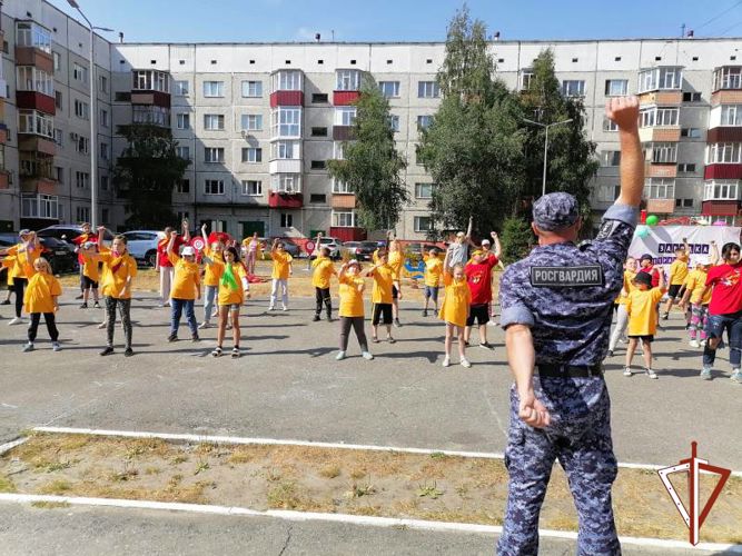  Всероссийская ведомственная акция «Зарядись энергией с Росгвардией!», посвящённая Дню физкультурника, прошла в Югре  (ВИДЕО)