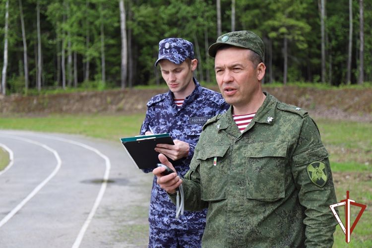 Инструкторы подразделений боевой подготовки Росгвардии отмечают свой профессиональный праздник