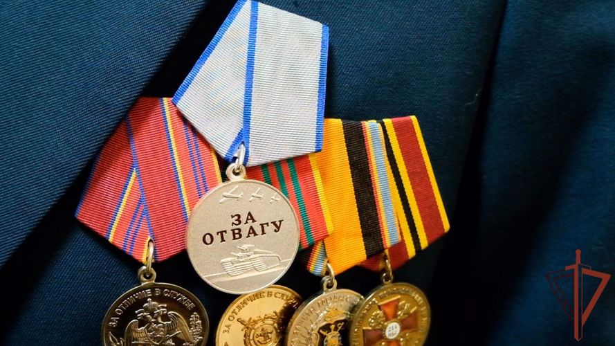 Росгвардейцам-участникам спецоперации вручили госнаграды в Екатеринбурге