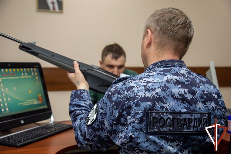 Росгвардия в период весеннего сезона охоты выявила более 50 нарушений правил оборота оружия в Югре