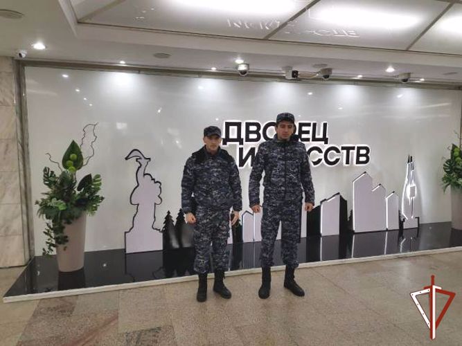 Росгвардейцы обеспечили правопорядок в День весны и труда в Югре