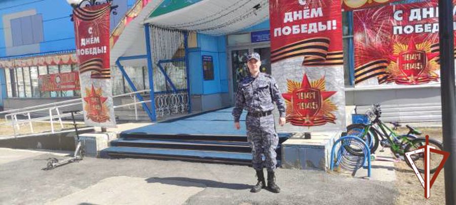 Росгвардейцы обеспечили правопорядок в День весны и труда в Югре
