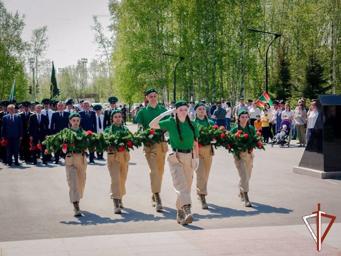 В Югре сотрудники Росгвардии обеспечили охрану общественного порядка в День пограничника