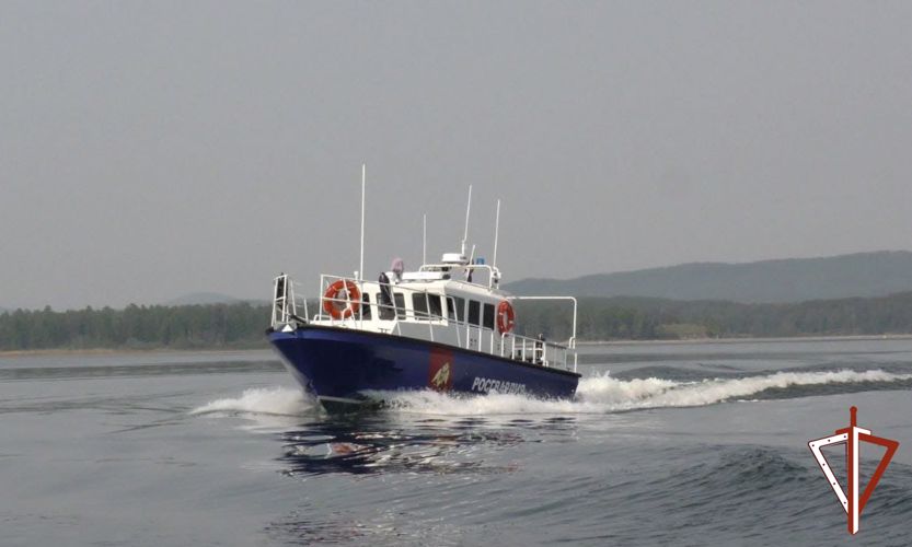 Моряки Росгвардии отработали учебные задачи в ходе рейдового сбора на Урале