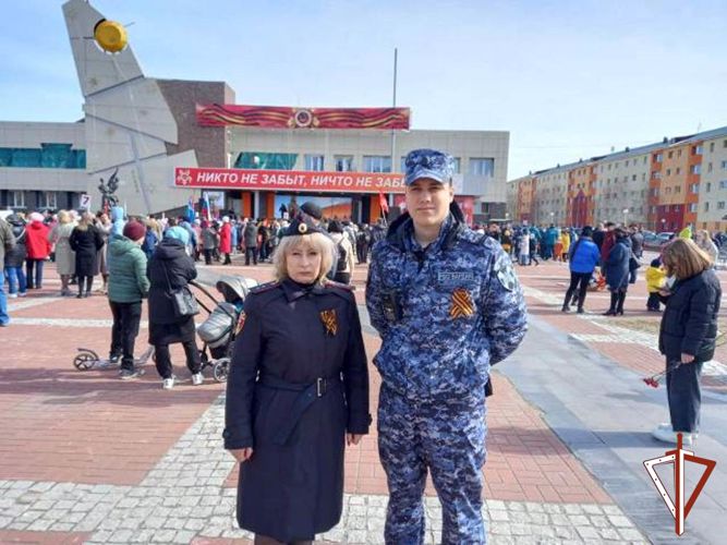 В Югре Росгвардия обеспечила охрану общественного порядка на праздничных мероприятиях в честь Дня Победы