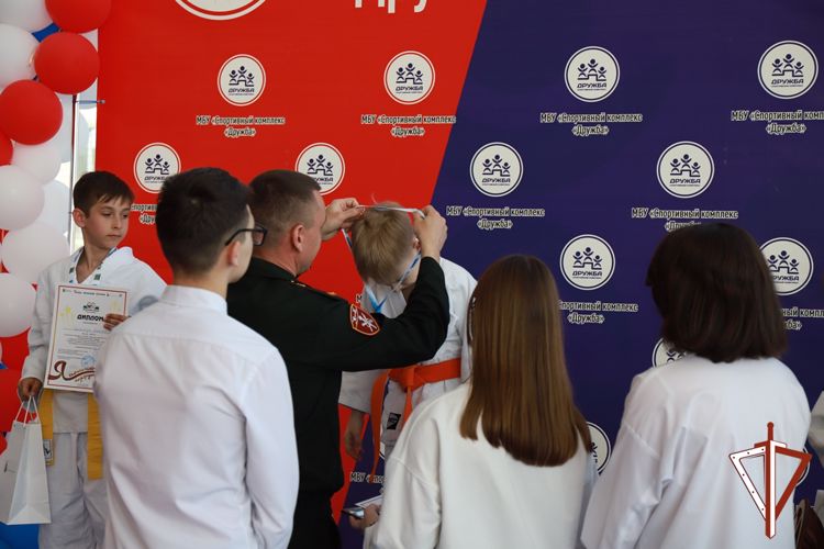 При поддержке Росгвардии в столице Югры состоялся турнир по дзюдо, посвященный памяти сотрудников ведомства, погибших при исполнении служебного долга
