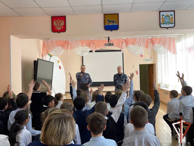 Росгвардия проводит комплекс мероприятий, посвященных акции «Георгиевская ленточка» в Югре