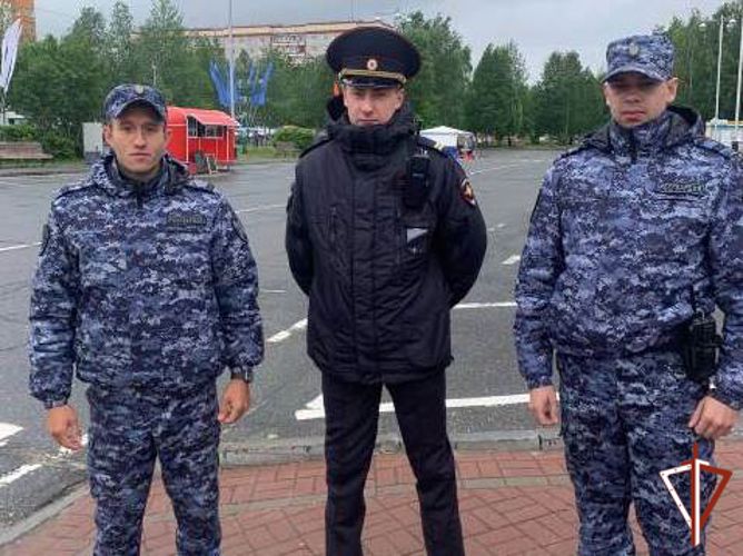 В Югре Росгвардия обеспечила безопасность мероприятий, проводимых ко Дню России 