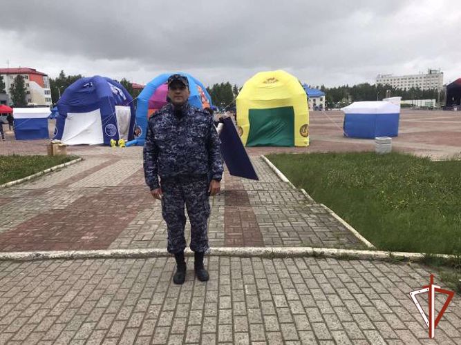 В Югре Росгвардия обеспечила безопасность мероприятий, проводимых ко Дню России 