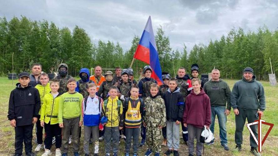 В Югре Росгвардия приняла участие в  праздничных мероприятиях в День России