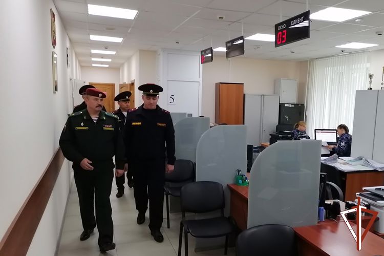 Врио командующего Уральским округом Росгвардии проинспектировал подразделения ведомства, дислоцированные в Югре
