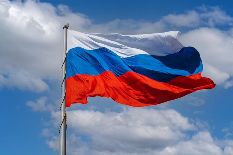 Поздравление начальника Управления Росгвардии по ХМАО – Югре полковника полиции Евгения Симакова с Днем России