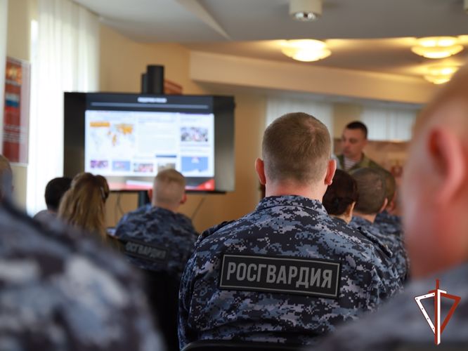 Летний период подготовки военнослужащих и сотрудников Росгвардии стартовал в Югре