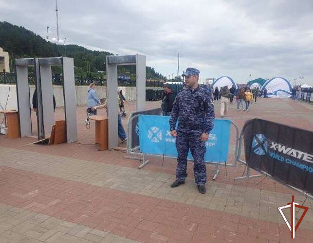 Росгвардия обеспечила безопасность масштабного праздника «ПикникХМ» в Югре