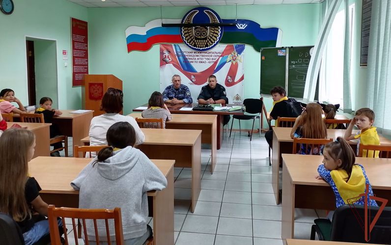 В Югре состоялись военно-патриотические мероприятия в рамках всероссийского ведомственного проекта «Каникулы с Росгвардией»