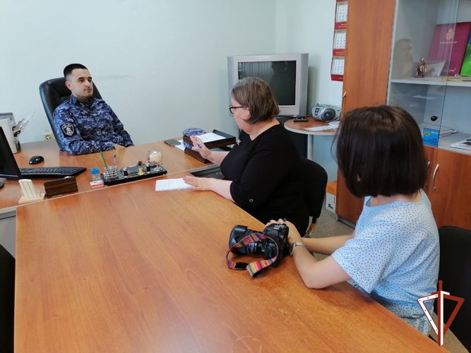 Росгвардия проинформировала журналистов Югры о проведении проверок избирательных участков накануне Единого дня голосования