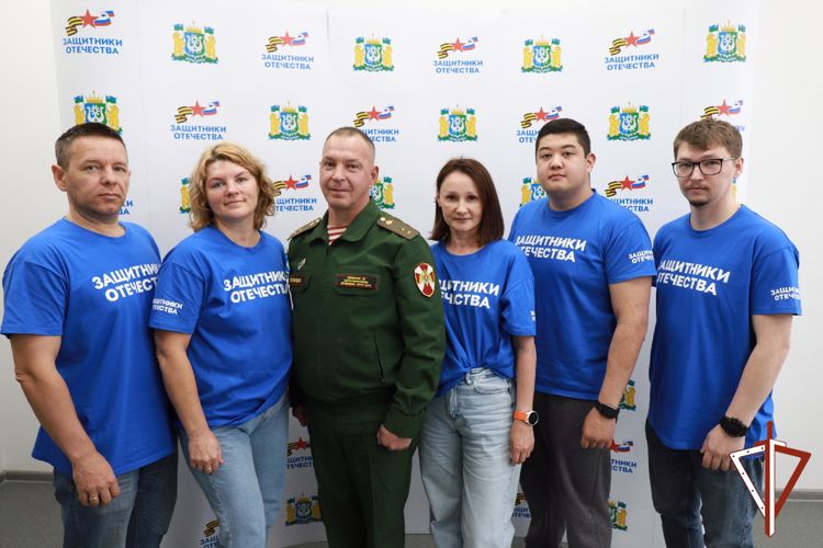 В День офицера России росгвардейцы провели патриотические мероприятия на Урале