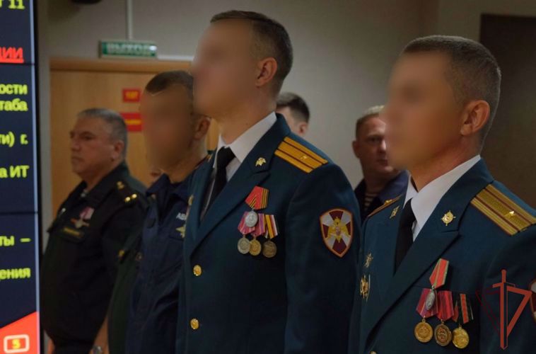 Росгвардейцам — участникам спецоперации вручены госнаграды на Урале