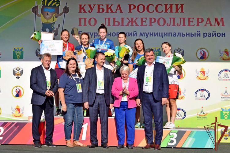 Спортсменка Росгвардии одержала победу на Кубке России по лыжероллерам