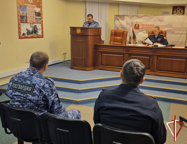 Росгвардия и МВД обсудили обеспечение безопасности новогодних праздников в Югре