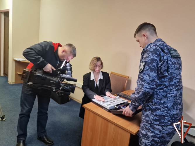 В Югре Росгвардия рассказала региональным тележурналистам о работе психологов