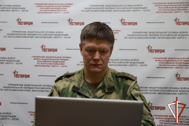 Офицер Росгвардии выступил в качестве эксперта общественно-политического проекта на телеканале «Югра»