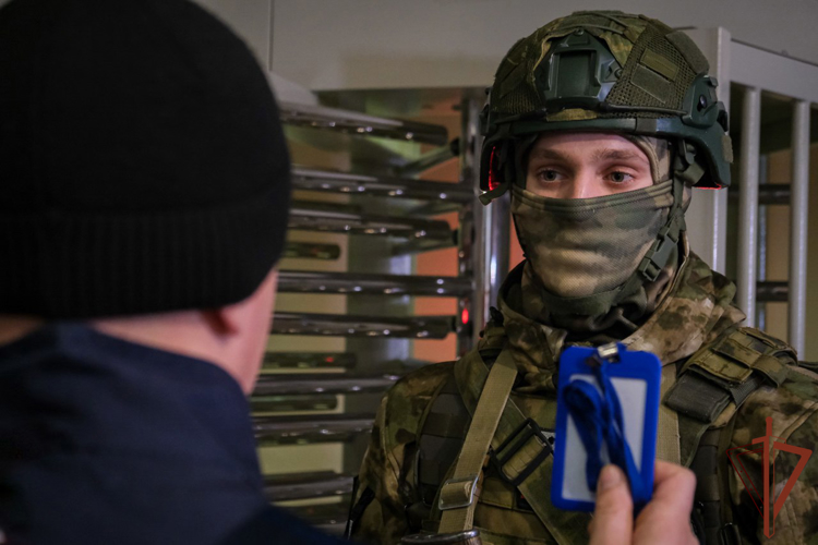 Росгвардия показала организацию охраны Запорожской АЭС