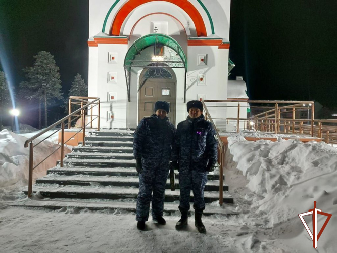 Росгвардейцы выполнили задачи по обеспечению безопасности югорчан во время празднования Рождества Христова