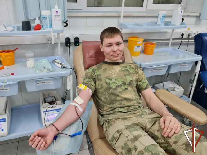 Военнослужащие и сотрудники Управления Росгвардии по ХМАО – Югре приняли участие в акции «От сердца к сердцу»