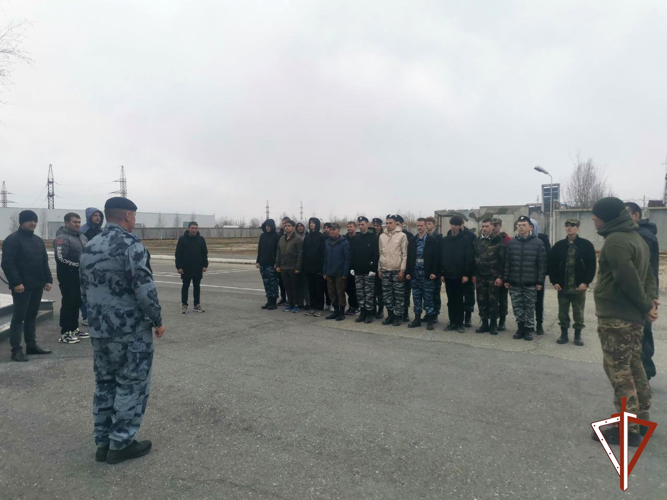 День открытых дверей состоялся в нижневартовском ОМОН «Сокол-Югра»