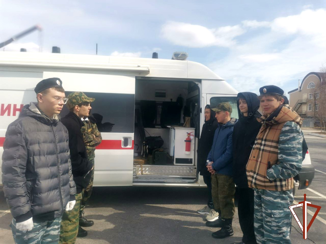 День открытых дверей состоялся в нижневартовском ОМОН «Сокол-Югра»