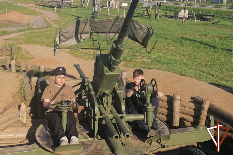 Курсанты военно-патриотического движения Росгвардии из Югры приняли участие в турнире по стрельбе «Юный витязь»