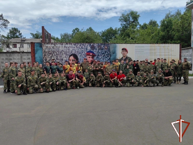 Курсанты военно-патриотического движения Росгвардии из Югры приняли участие в турнире по стрельбе «Юный витязь»