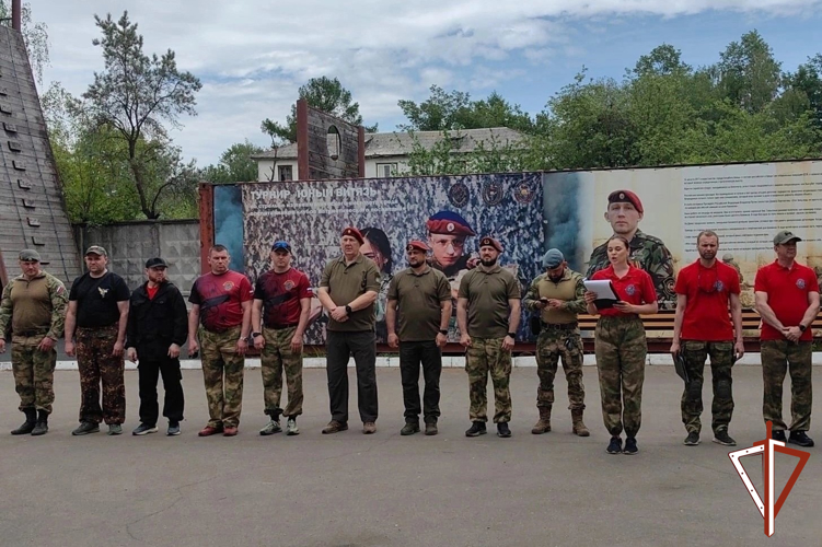 Курсанты военно-патриотического движения Росгвардии из Югры приняли участие в турнире по стрельбе «Юный витязь»
