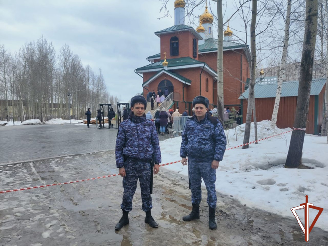 Росгвардейцы обеспечили безопасность празднования Пасхи в Югре