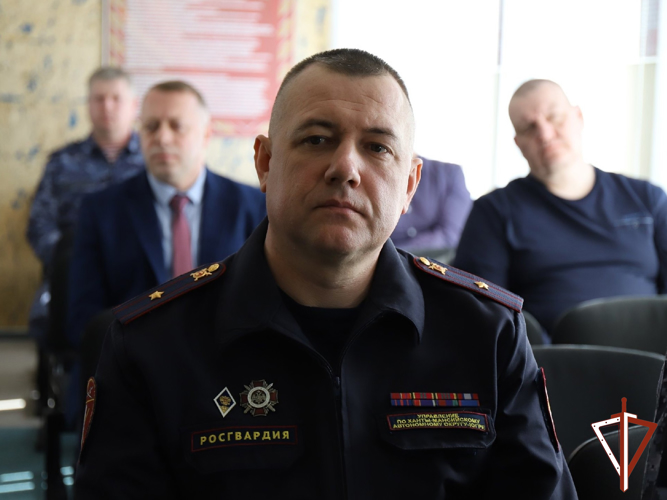 В столице Югры обсудили вопросы взаимодействия Росгвардии и частных охранных организаций в сфере обеспечения безопасности школ
