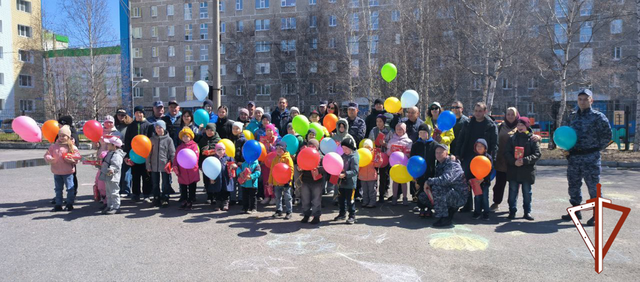 В Югре Росгвардия приняла участие в праздничных мероприятиях, посвященных Дню России