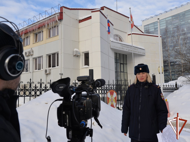 Очередной выпуск ведомственной  программы «Югра – территория безопасности. Росгвардия» посвящен Году семьи (ВИДЕО) 
