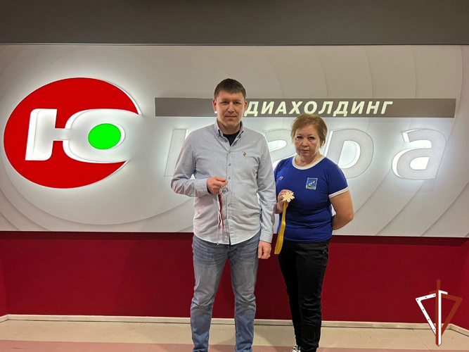 Очередной выпуск ведомственной программы «Югра – территория безопасности. Росгвардия» вышел в эфир региональной телекомпании (ВИДЕО) 