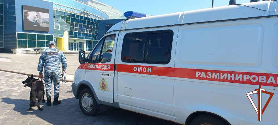 В Югре Росгвардия обеспечивает охрану общественного порядка при проведении  международной олимпиады по физике среди старшеклассников из 17 стран