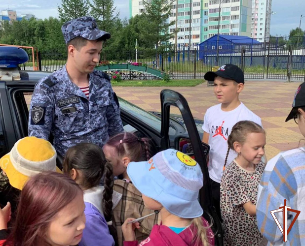 Акция «Каникулы с Росгвардией» продолжается в Югре