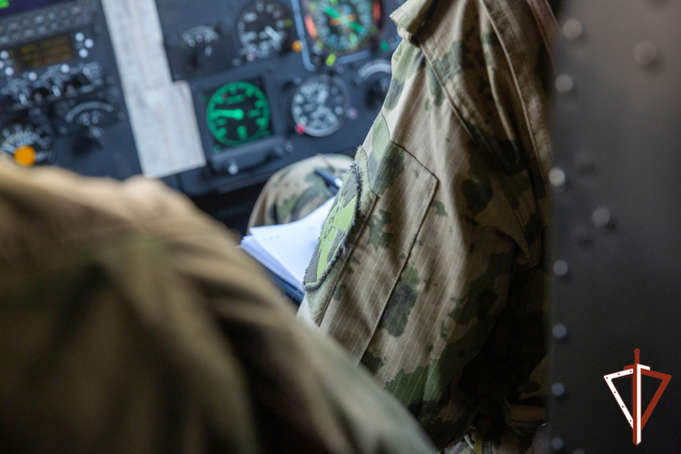 Военные летчики - участники СВО - поблагодарили ребятишек из Ханты-Мансийска за письма поддержки  (видео)