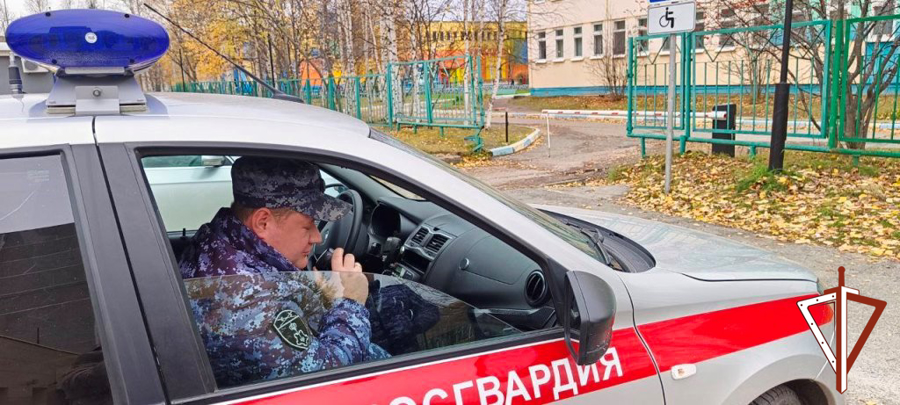 В Югре вневедомственная охрана Росгвардии рассказала журналистам о положительных примерах несения службы и об итогах деятельности за 9 месяцев этого года  