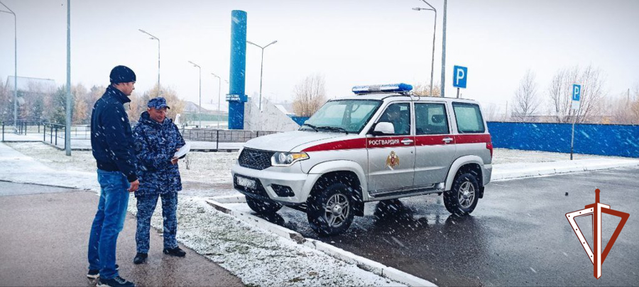 В Югре вневедомственная охрана Росгвардии рассказала журналистам о положительных примерах несения службы и об итогах деятельности за 9 месяцев этого года  