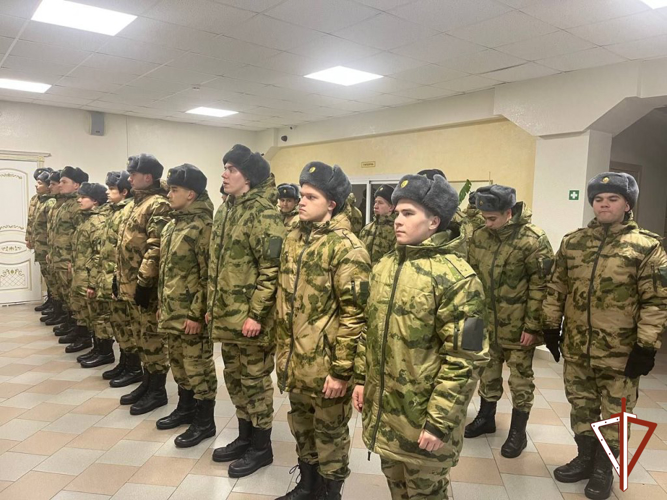 В Югре Росгвардия подвела итоги осенней призывной кампании: войска пополнили порядка 160 новобранцев  