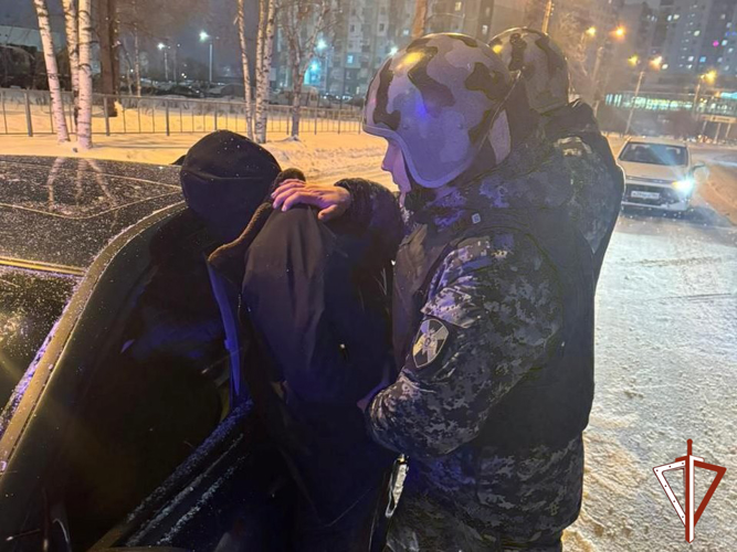 В Югре Росгвардия задержала подозреваемого в совершении угона автомобиля